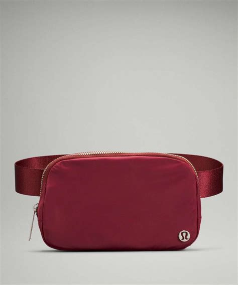 maroon lululemon belt bag